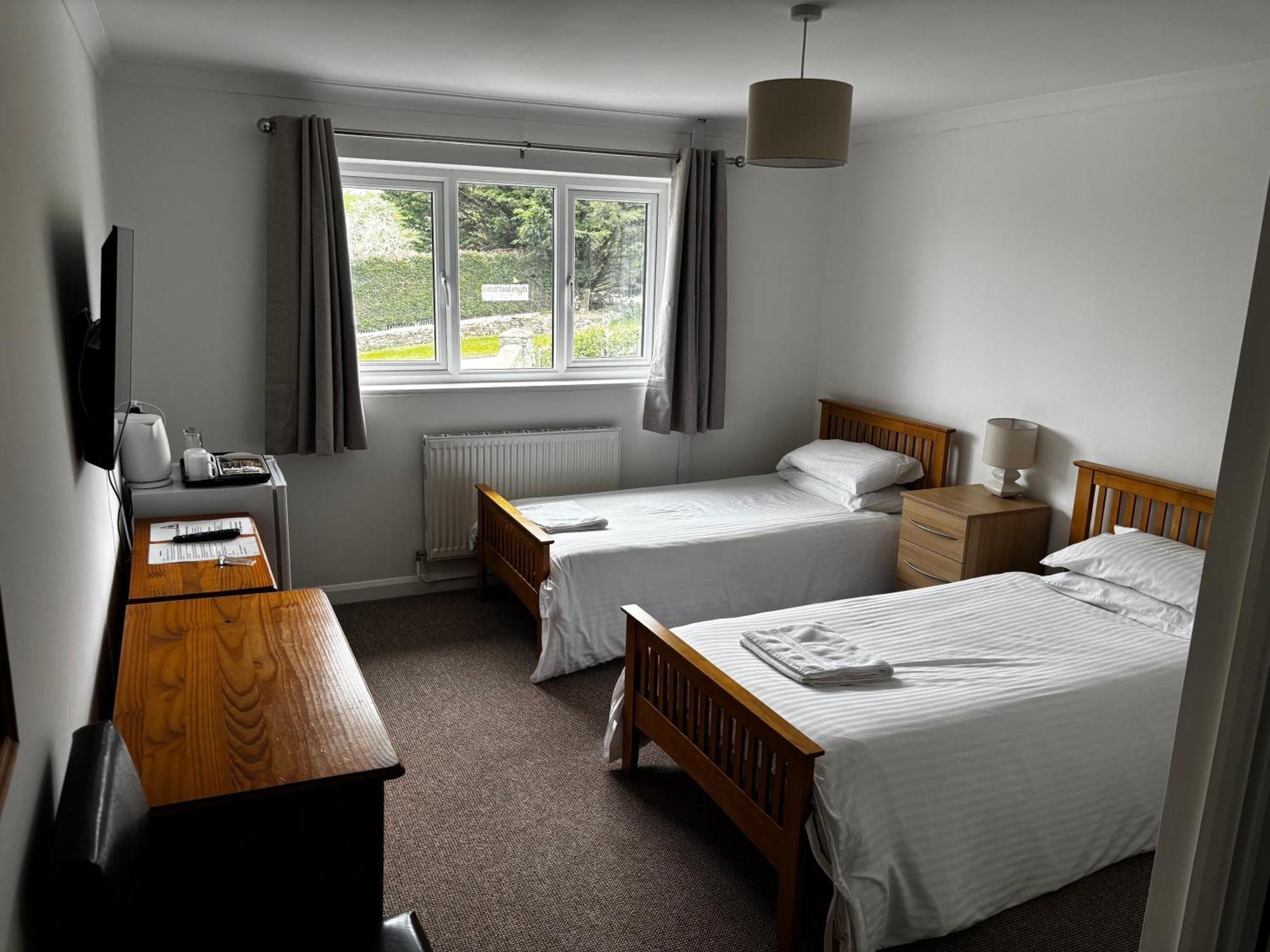 Smithaleigh Farm Rooms And Apartments Sparkwell Extérieur photo